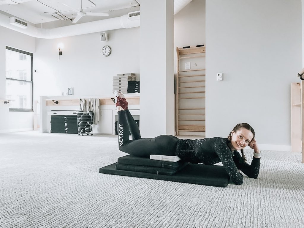 Tone & Define Your Glutes with These 5 Bar Method Exercises Bar Method